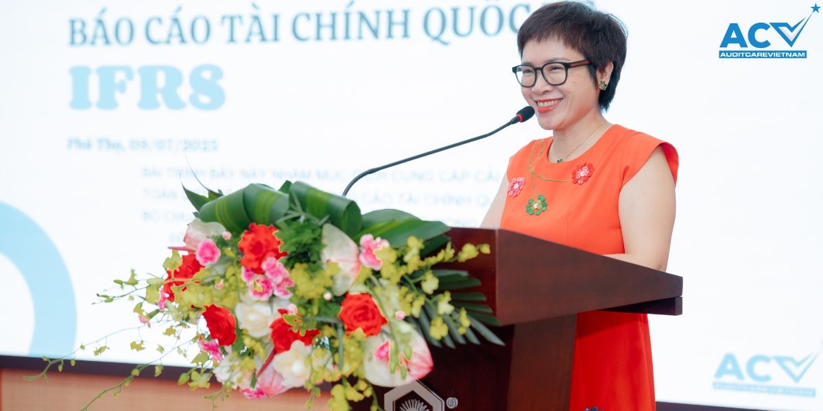 Bà Nguyễn Thị Thuỷ phát biểu tại sự kiện