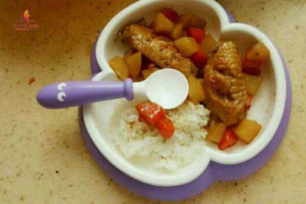 CÁCH LÀM CÁNH GÀ HẦM KHOAI TÂY ĂN MÃI KHÔNG CHÁN