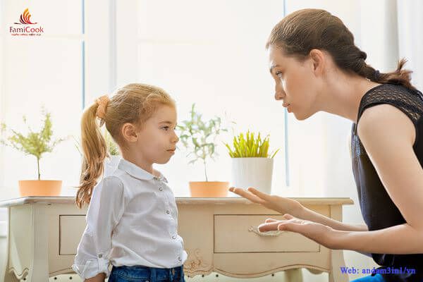 9 ĐIỀU NGƯỜI LỚN KHÔNG NÊN LÀM VỚI TRẺ NHỎ