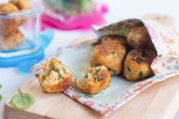 CÁCH LÀM BÁNH GÀ THẬP CẨM CHO BÉ ĂN DẶM