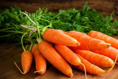 CÀ RỐT - THỰC PHẨM GIÀU VITAMIN A CHO MẮT TRẺ KHỎE MAN
