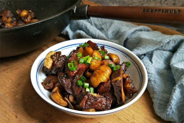 CÁCH LÀM SƯỜN KHO HẠT DẺ LẠ MIỆNG THÊM PHẦN HẤP DẪN CHO BỮA ĂN CỦA CON