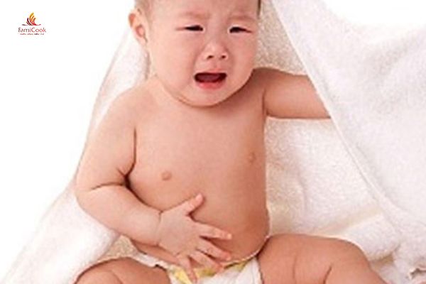 CÁCH CHĂM SÓC KHI TRẺ BỊ ĐẦY HƠI - MẸ ĐÃ BIẾT CHƯA?