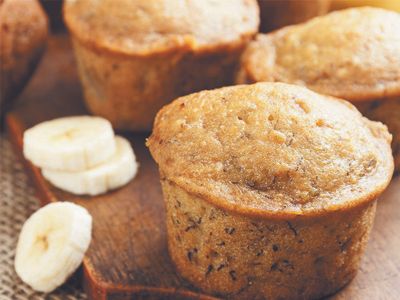 CÁCH LÀM BÁNH MUFFIN CHUỐI CHO BỮA PHỤ CỦA BÉ
