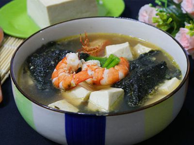 CÁCH NẤU CANH RONG BIỂN VỚI TÔM BỔ DƯỠNG CHO BÉ