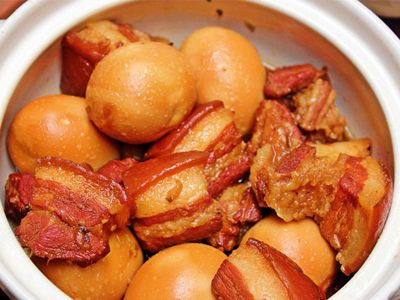 CÁCH NẤU THỊT KHO TRỨNG CÚT CHO BÉ CỰC ĐƯA CƠM
