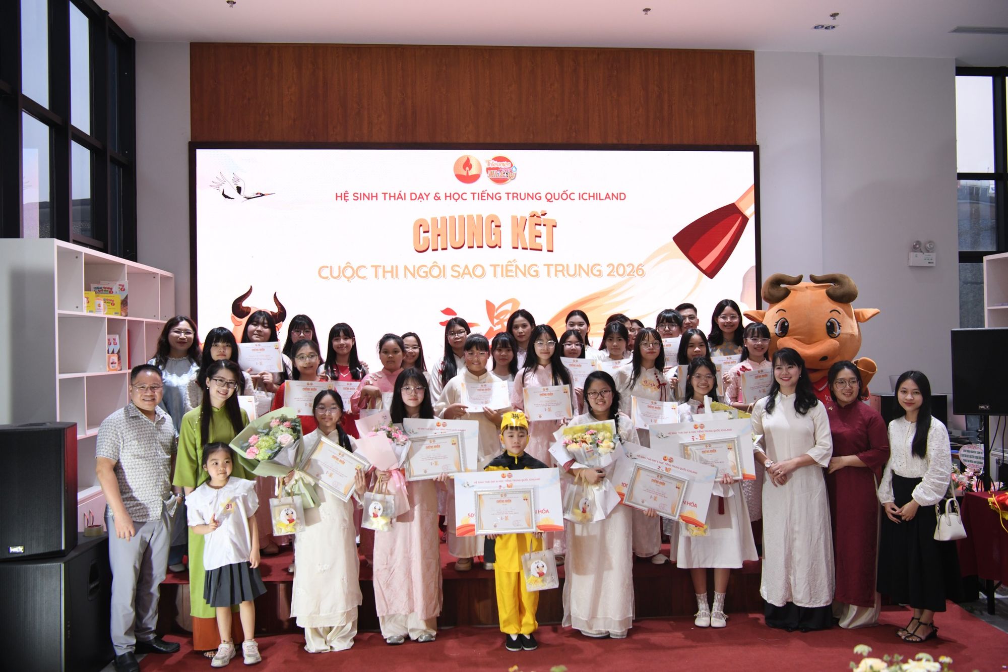 🎉 VINH DANH TOP 5 XUẤT SẮC NHẤT "i-星 NGÔI SAO TIẾNG TRUNG 2026": NHỮNG NGÔI SAO ĐÃ TỎA SÁNG RỰC RỠ!